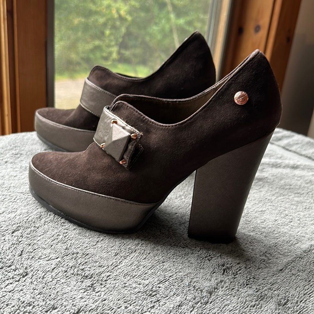 Calvin Klein Nala Kid Suede women’s shoe